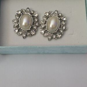 Stunning Vintage Estate Rhinestone Pearl  Pierced Earrings 80s